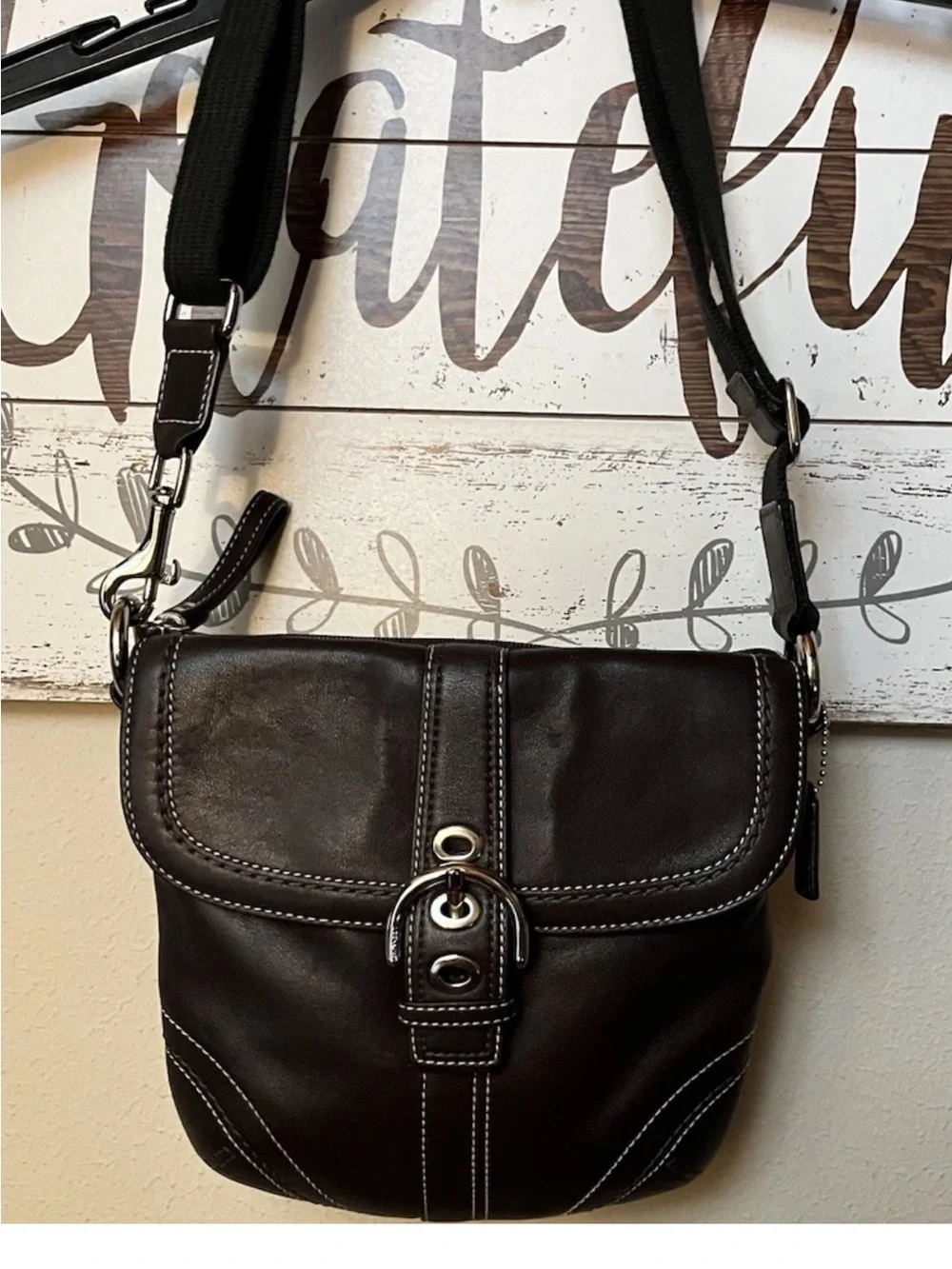 Men or ladies Leather Crossbody Bag - Black